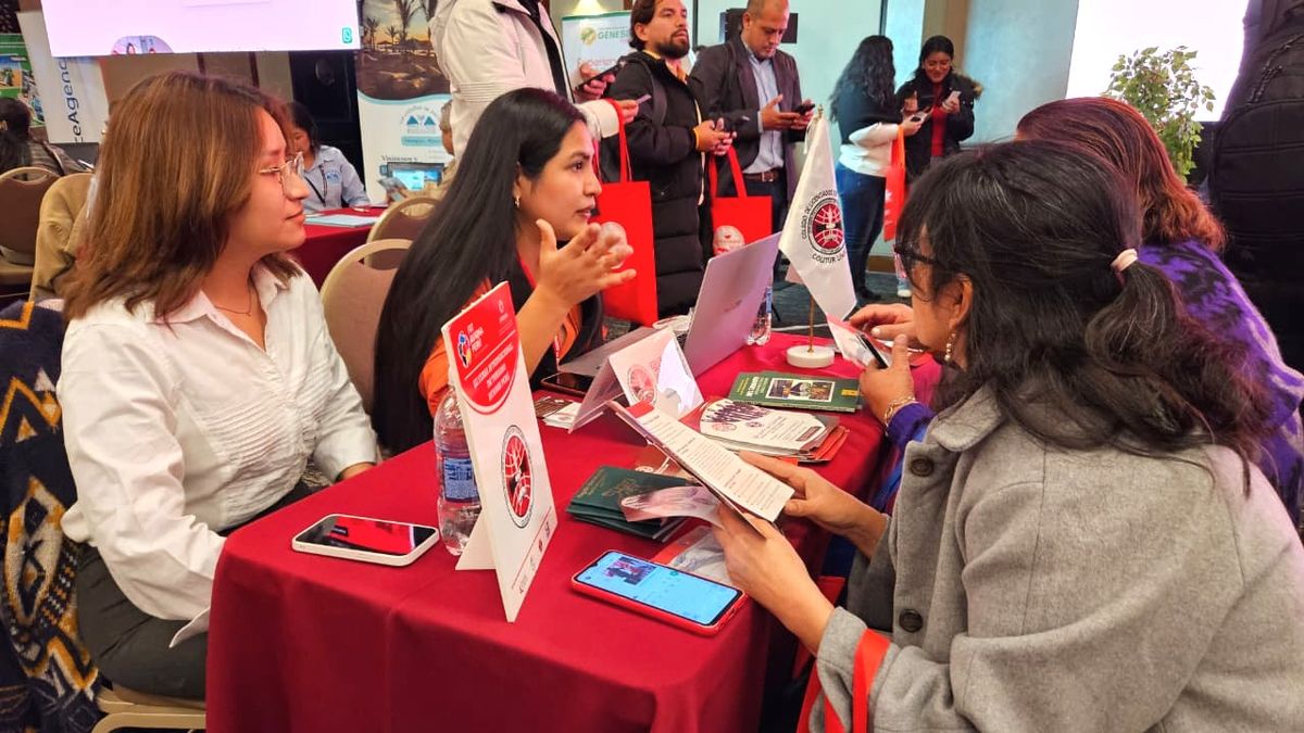 La asistencia de un gran de n&uacute;mero de agentes al workshop fue aprovechado por los expositores.