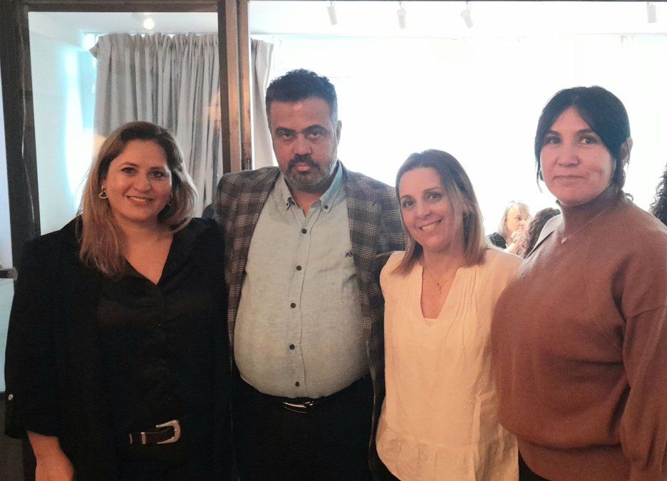 Gabriela González, Hamid Hassan, Silvina Volonté y Miriam Anabalón en el inicio del encuentro de TKT.Travel.