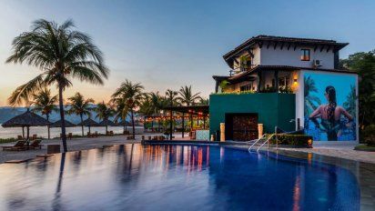 THOMPSON ZIHUATANEJO. Cinco cualidades de un hotel único