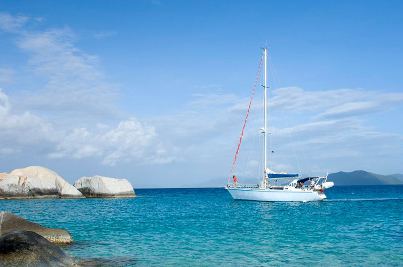 La navegación y la pesca son dos de las actividades más tradicionales en el archipiélago.