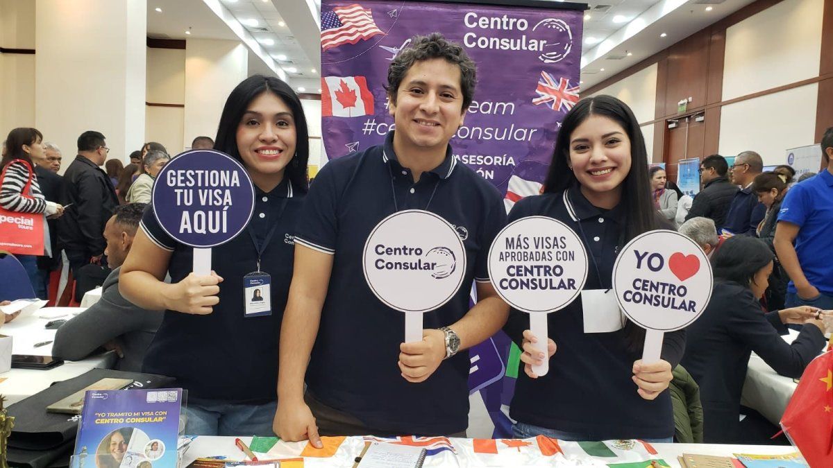 Centro Consular lleva adelante el compromiso de brindar sus servicios de asistencia de tal forma que el solicitante pueda obtener la visa a tiempo, y los agentes de viajes puedan realizar la venta de sus paquetes sin problemas. - Ladevi Medios y Soluciones Centro Consular lleva adelante el compromiso de brindar sus servicios de asistencia de tal forma que el solicitante pueda obtener la visa a tiempo, y los agentes de viajes puedan realizar la venta de sus paquetes sin problemas.