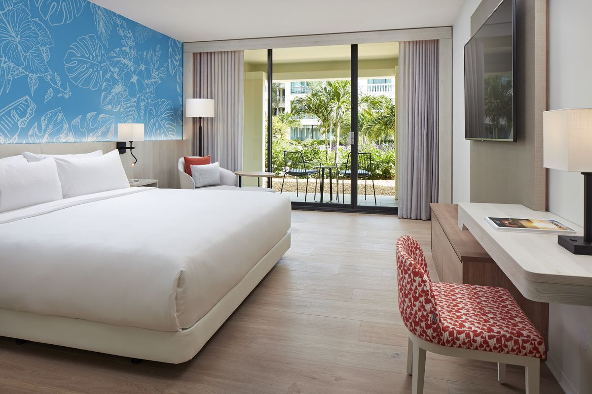 Curaçao Marriott Beach Resort fue diseñado para que cada habitación ofrezca vistas espectaculares del mar Caribe. Curaçao Marriott Beach Resort fue diseñado para que cada habitación ofrezca vistas espectaculares del mar Caribe.