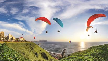 Perú: parapentes en Miraflores.