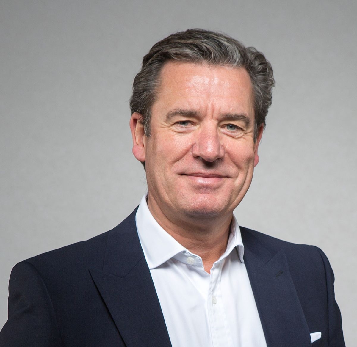 Conversamos con Thomas Dubaere, CEO de Accor para Sudamérica, quien nos contó sobre la estrategia que llevarán a cabo este año. - Ladevi Medios y Soluciones Conversamos con Thomas Dubaere, CEO de Accor para Sudamérica, quien nos contó sobre la estrategia que llevarán a cabo este año.