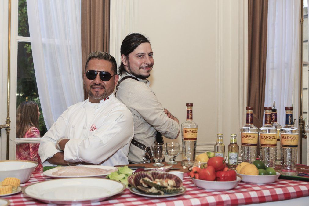 El chef Milton Villafañe y el barman Martín Tummino.