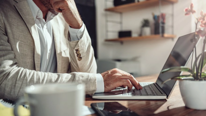 La caída de ofertas de empleo de febrero de 2023 es la mayor desde al menos 2020.