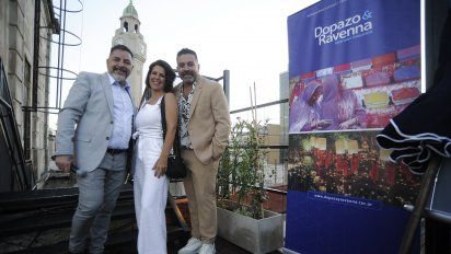“Continuando con nuestra filosofía de buscar nuevas opciones de viajes para las agencias que trabajan con nosotros, realizamos esta alianza estratégica con Master Group”, dijo Ravenna a los casi 60 agentes de viajes presentes.