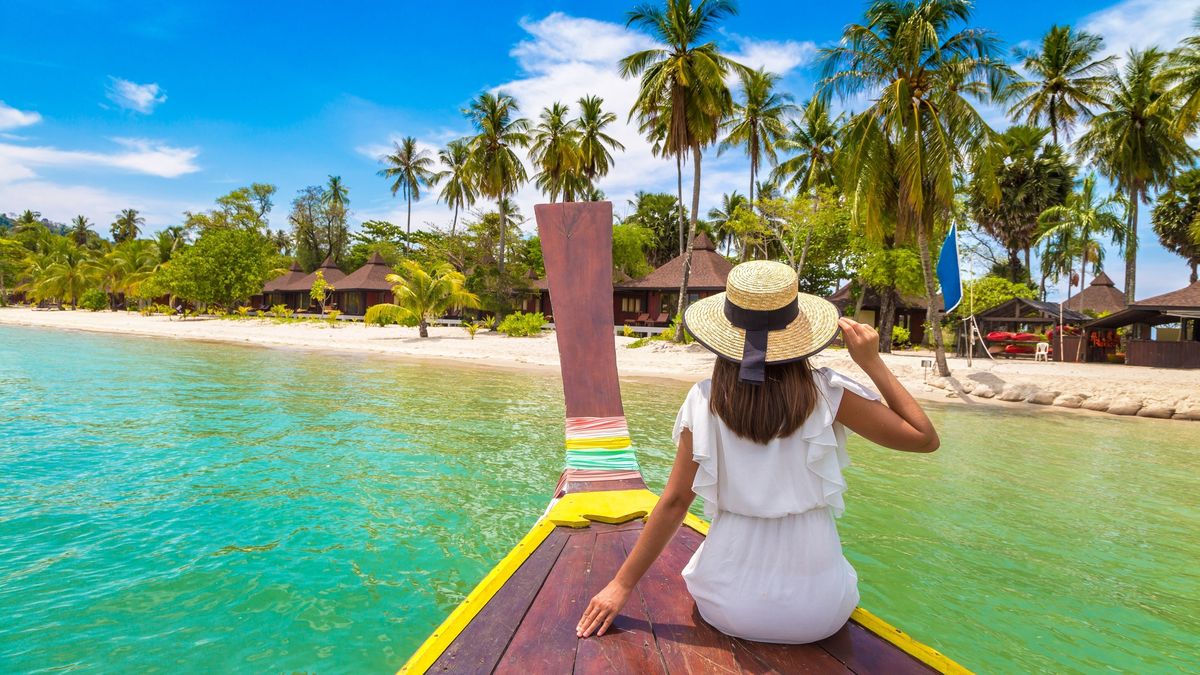 Las playas de Tailandia ofrecen un paraíso de aguas cristalinas y arenas blancas.