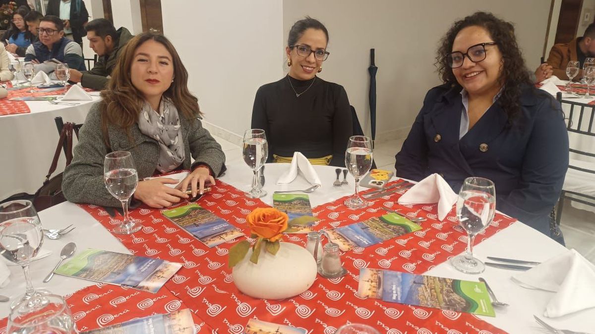 Agencias de viajes de Ambato y Riobamba participaron en capacitación de Maxitravel.