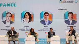Mauro Rial, de Accor; Joanna Ayala Quintana, de Marriott International; y Pablo Maturana, de Hilton, abordaron la seguridad jurídica, la informalidad y las nuevas tendencias del sector hotelero, bajo la moderación de José Andrés Duarte García, presidente ejecutivo de Cotelco.
