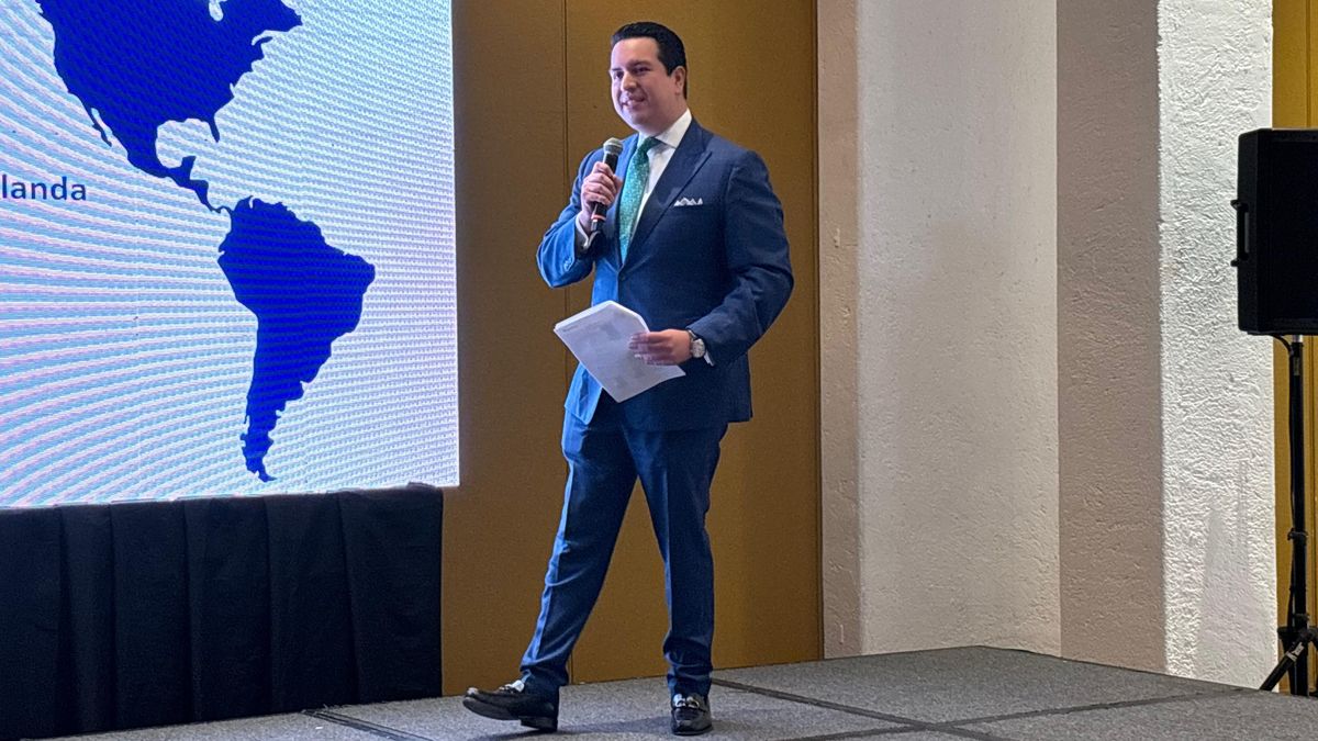 Alberto Hernández destacó información general de Aie New Zealand.