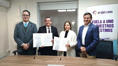 Luego de firmar el convenio con Apavit, Areojet no descartó la idea de ampliar su ruta en el interior del país.