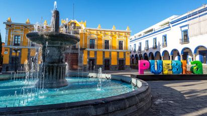 Descubre la magia de Puebla en este puente la arquitectura colonial y la riqueza cultural te esperan para crear recuerdos inolvidables.&nbsp;