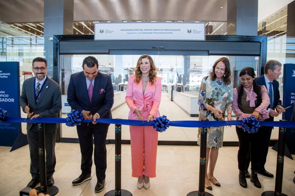 La inauguración del nuevo Edificio Procesador en el Aeropuerto Internacional de Tijuana.
