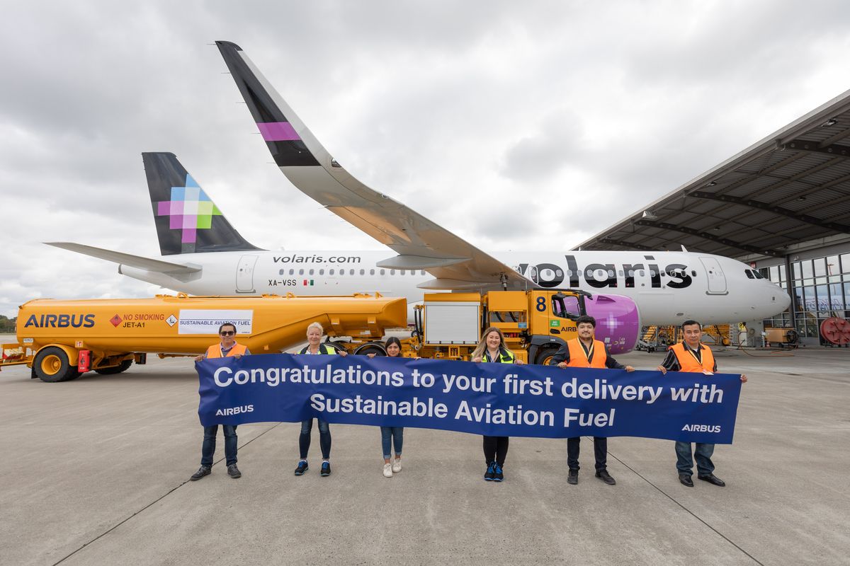 Al recibir el avión número 114 de su flota, Volaris llevó a cabo el primer vuelo con combustible sustentable de su historia.