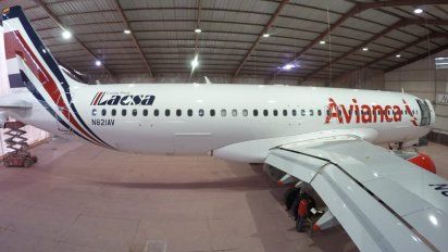 El Airbus A230 de Avianca con los colores de LACSA.