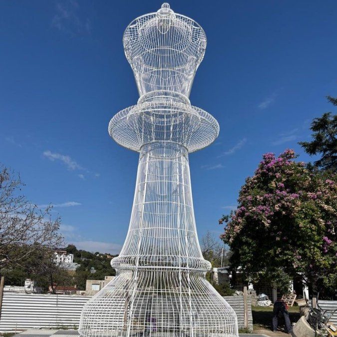 En Córdoba el 10 y 11 de mayo el ajedrez vivirá un fiesta con la inauguración de la Dama de hierro. En Córdoba el 10 y 11 de mayo el ajedrez vivirá un fiesta con la inauguración de la Dama de hierro.