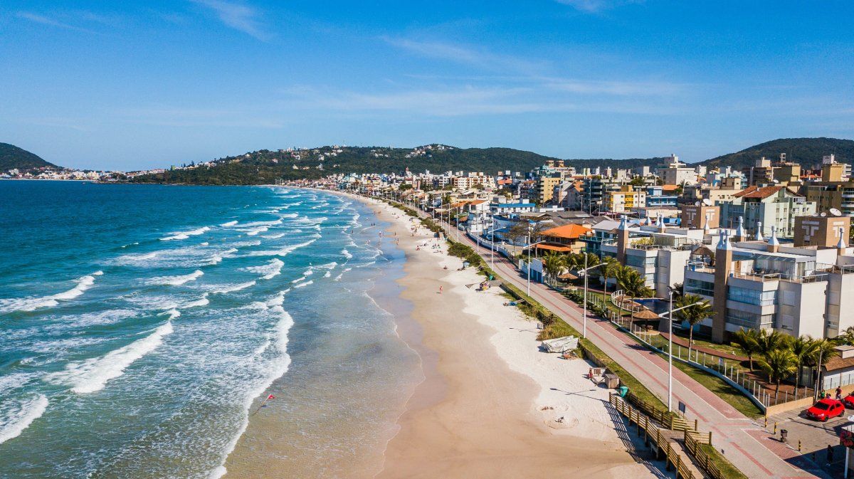 ¿Qué distancia hay de Florianópolis a Bombas y Bombinhas? ¿Qué distancia hay de Florianópolis a Bombas y Bombinhas?