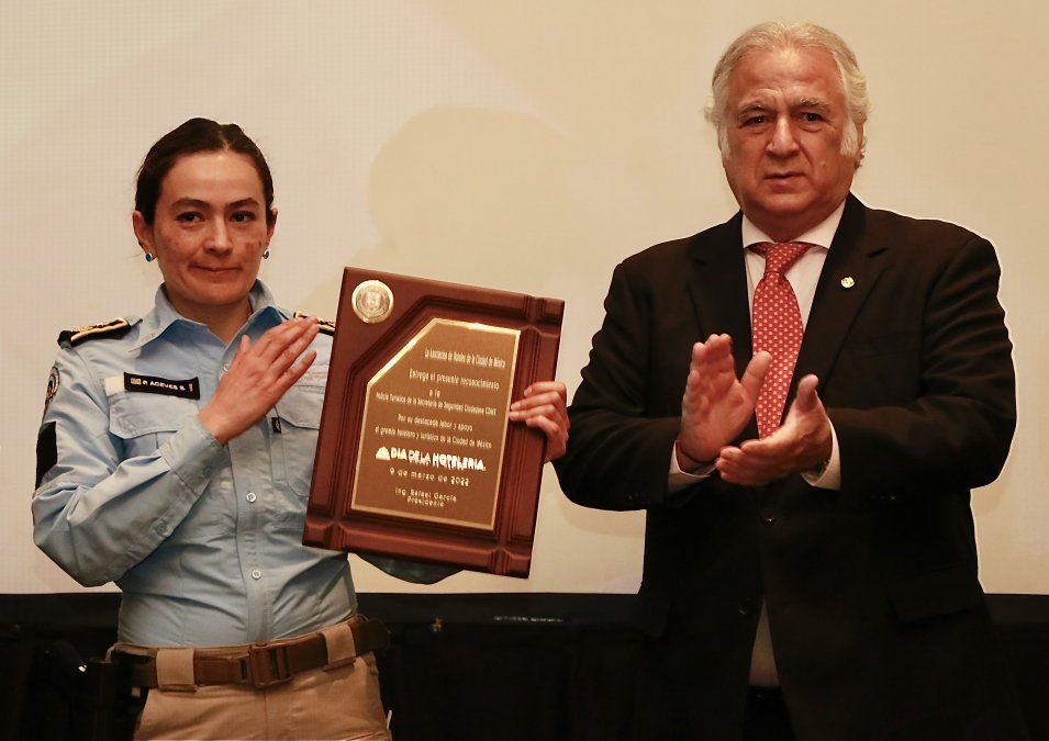 Miguel Torruco Marqués durante la celebración del Día Nacional de la Hotelería.