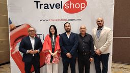 Directivos de Operadora Travel Shop, la Organización Nacional de Turismo de Japón y Turkish Airlines.
