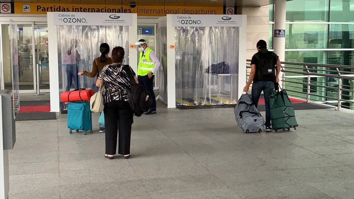 Los aeropuertos de Guayaquil y Quito cuentan con altos estándares de bioseguridad.