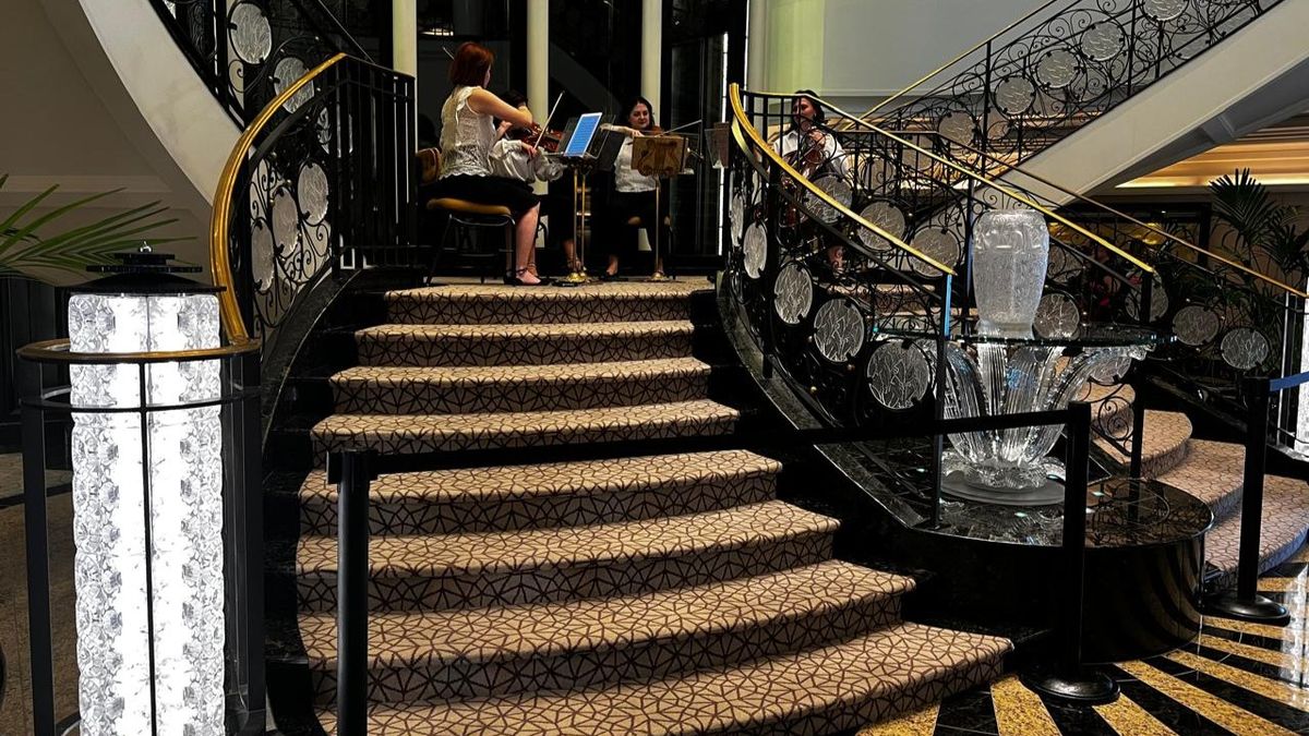 Gran Escalera Lalique (Lalique Grand Staircase).