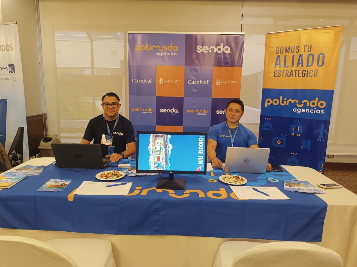 Equipo de Polimundo en el Workshop de Ladevi en Quito. La agencia de turismo busca mantenerse a la vanguardia creando y renovando sus productos y servicios. - Ladevi Medios y Soluciones Equipo de Polimundo en el Workshop de Ladevi en Quito. La agencia de turismo busca mantenerse a la vanguardia creando y renovando sus productos y servicios.