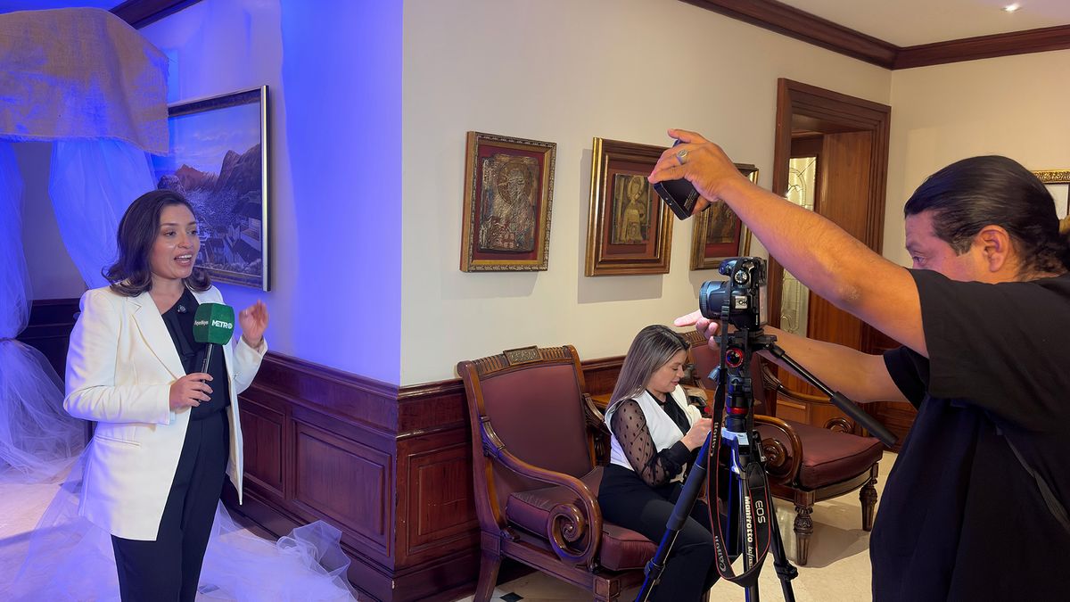 Medios nacionales en el evento de lanzamiento de programa Agents Rewards de Decameron. 