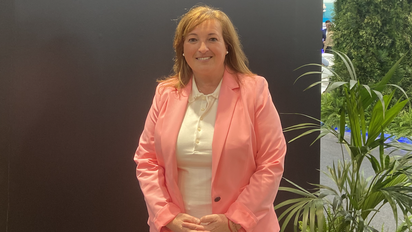 Sonia Olivas, directora de ventas de Meliá Hotels en España y América, tras una entrevista con Ladevi en Fitur 2023