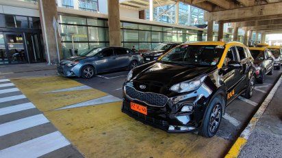 Chile. Taxistas falsos mantienen en alerta a las autoridades de Reino Unido y sus turistas.