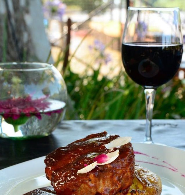 Muy cerca de Buenos Aires el restaurante María Luján celebra el Malbec todo abril.