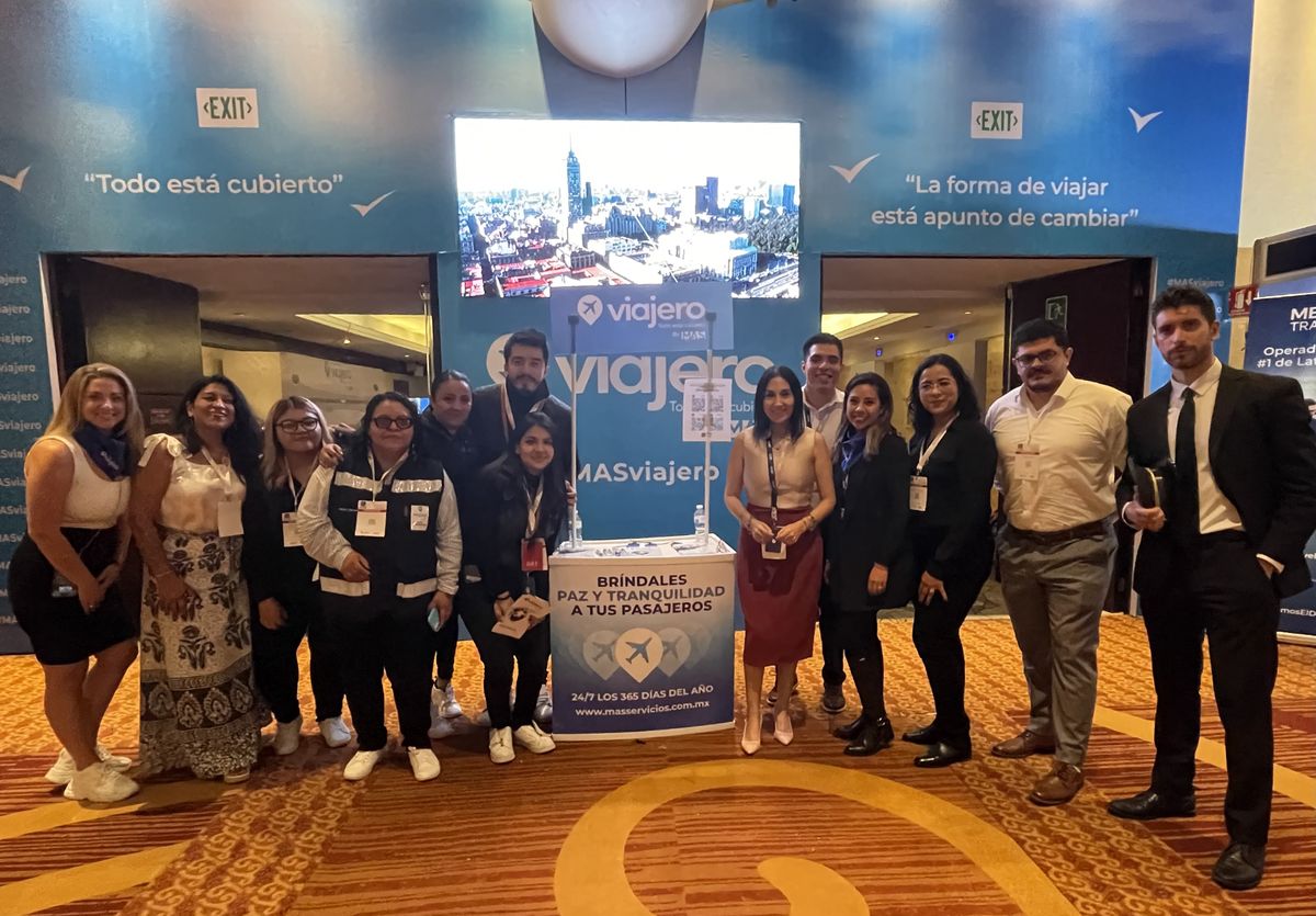 El equipo de MAS Servicios promociona sus tecnologías de escaneo en el Encuentro de Promoción Turística 2023.