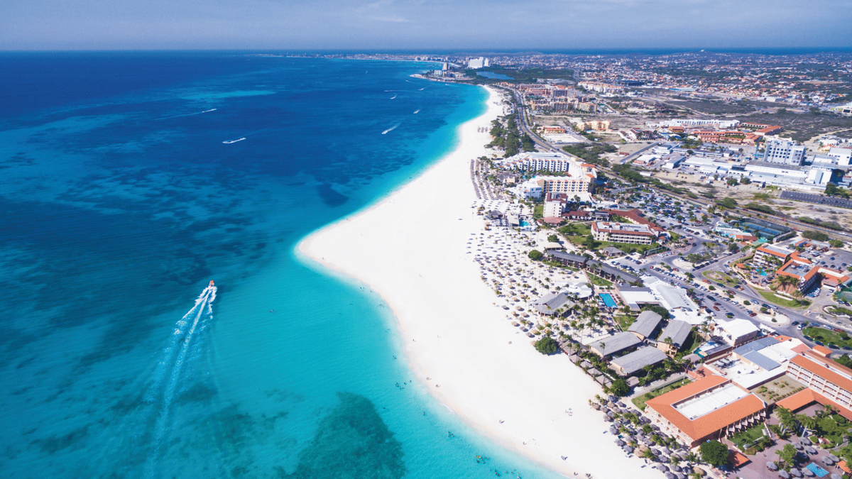 Aruba, una de las propuestas más destacadas de TicketYa & Chasma Tours en el Caribe.