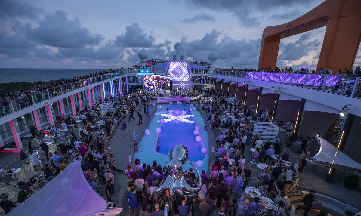 La línea premium de Celebrity Cruises se posiciona como líder en el mercado.