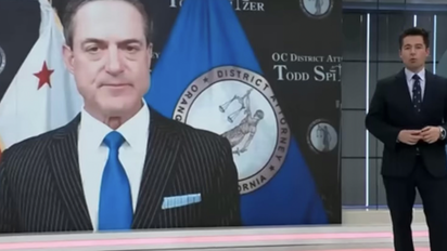 Estados Unidos: Todd Spitzer pidió al Gobierno de Donald Trump terminar con el beneficio Visa Waiver para Chile.