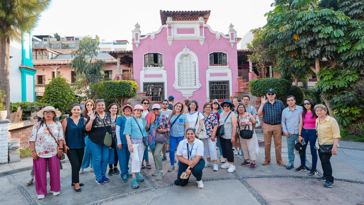 Tour Quintas de Miraflores.