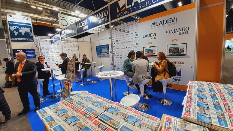 El stand de Ladevi Medios y Soluciones en Fitur.