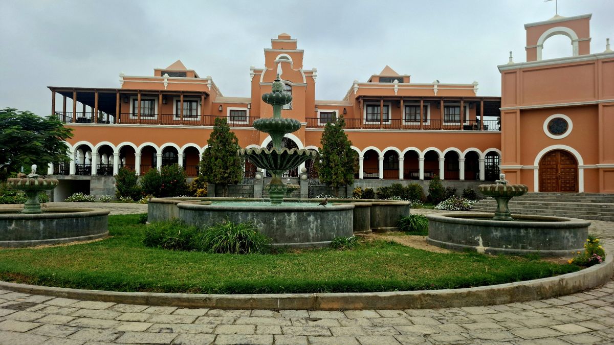 Hotel & Hacienda La Caravedo.