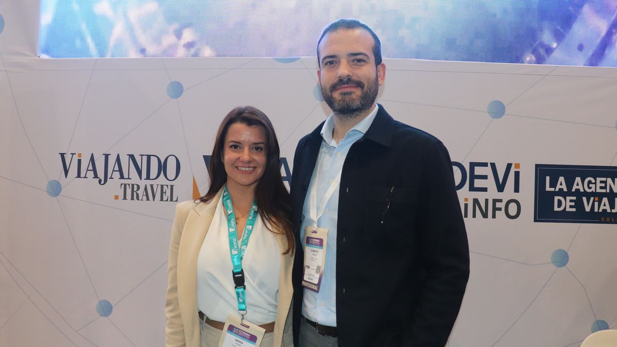 Alberto Ramos, gerente comercial para America de Welcomebeds en el stand de Ladevi. - Ladevi Medios y Soluciones Alberto Ramos, gerente comercial para America de Welcomebeds en el stand de Ladevi.