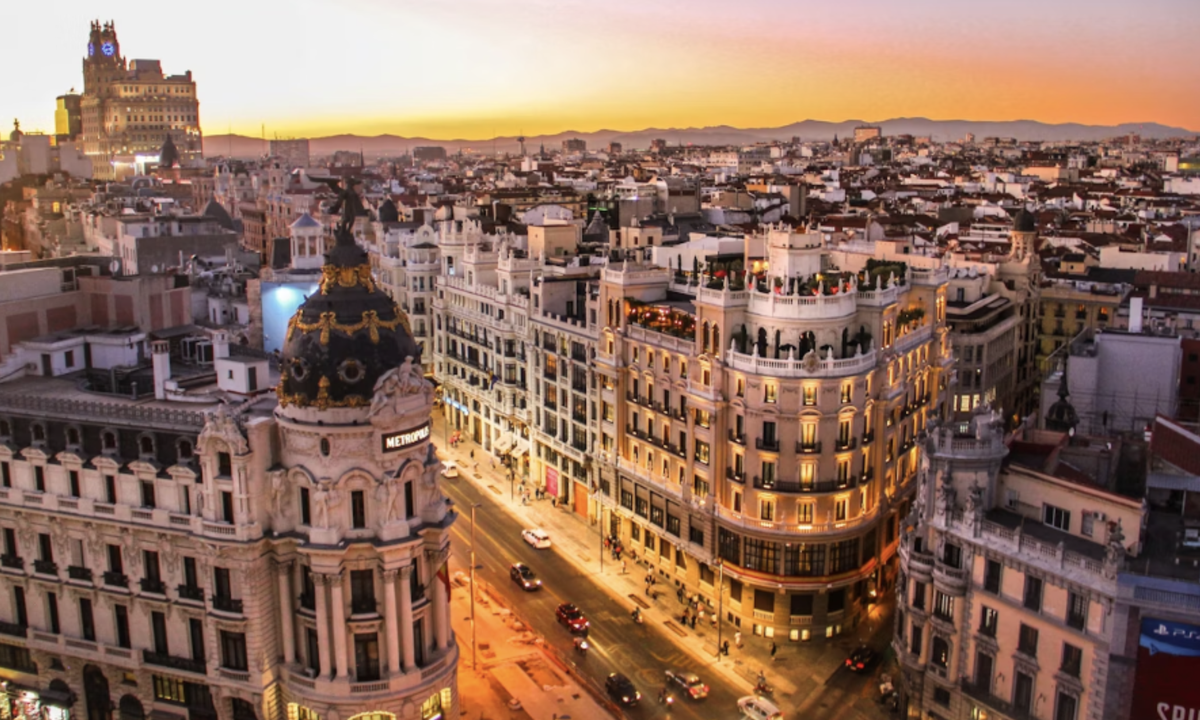 Gran Vía de Madrid, en España.