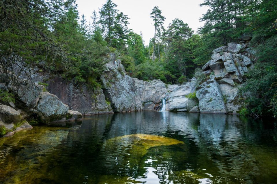El recorrido por el espectacular casco histórico de La Cumbrecita es uno de los preferidos por los turistas durante el verano.
