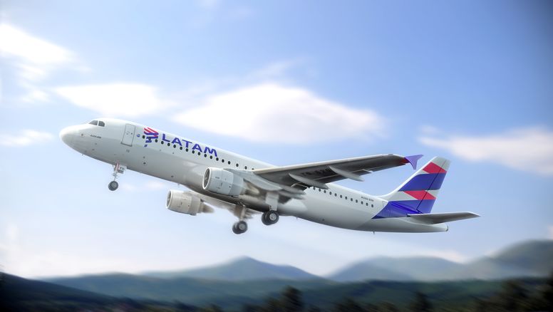 Latam Airlines usa aviones Airbus 320 en su flota regional.