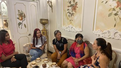 Café con amigos de AMR Collection en Bucaramanga.