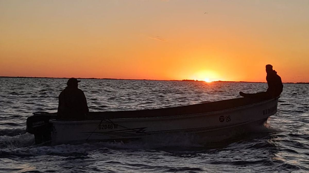 La Laguna Hinojo es una de las más lindas de Provincia de Buenos Aires.
