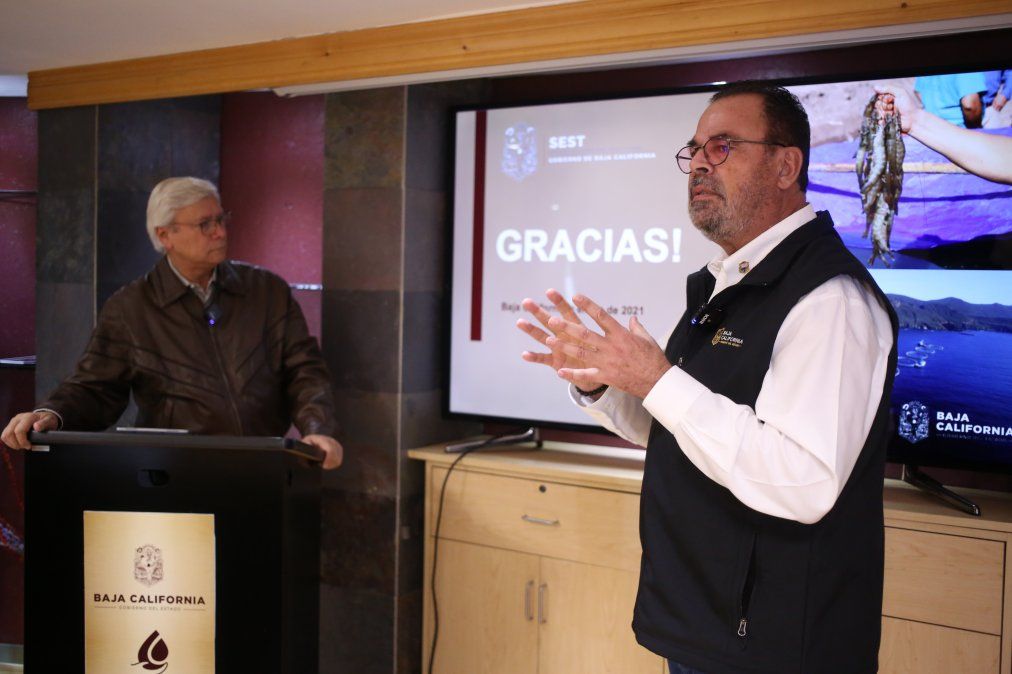 Mario Escobedo Carignan.