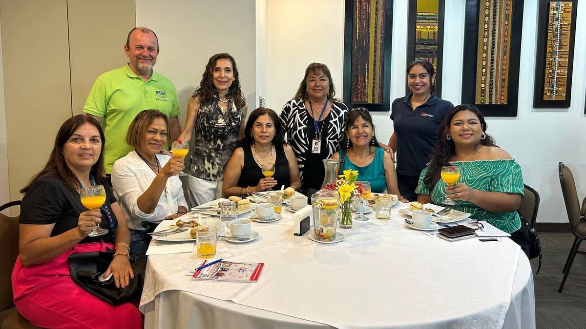 Agentes de viajes participaron activamente en la capacitaci&oacute;n, donde aprendieron sobre la planificaci&oacute;n de viajes personalizados y estrategias innovadoras.