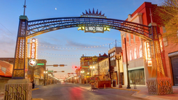 Planea una escapada a Estados Unidos para explora El Paso en Semana Santa.