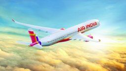 Un Boeing B-787 de Air india con la nueva imagen corporativa.