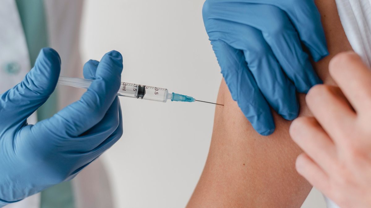 Ecuador exigirá presentar el certificado de vacunación contra la fiebre amarilla a viajeros de varios países. - Ladevi Medios y Soluciones Ecuador exigirá presentar el certificado de vacunación contra la fiebre amarilla a viajeros de varios países.