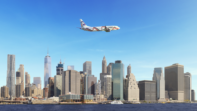 Uno de los aviones de Arajet cruzando Nueva York.